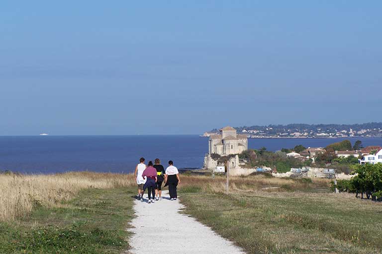 Les randonnées ou balades à pied le long de la côte 