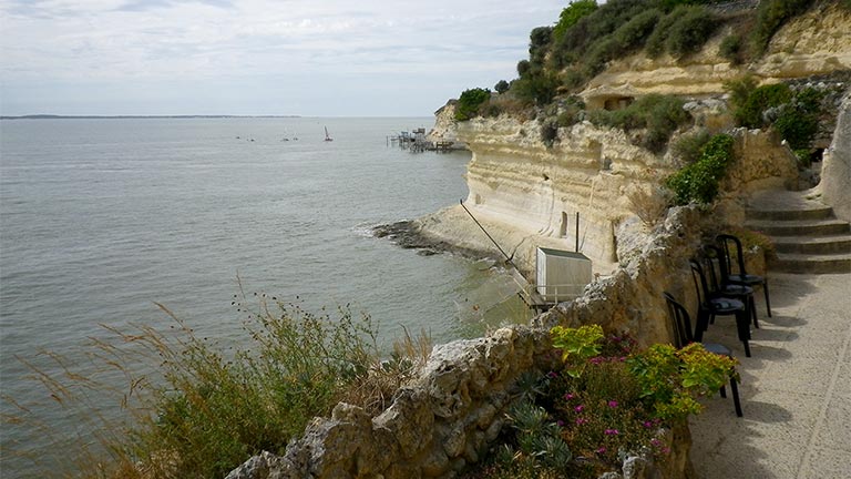 A proximité du camping, Meschers et ses Grottes